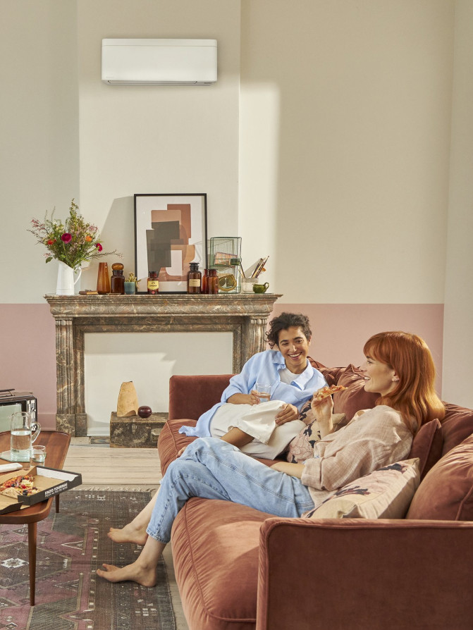detail Daikin Stylish bílá nástěnná jednotka klimatizace 4,2kW MULTISPLIT